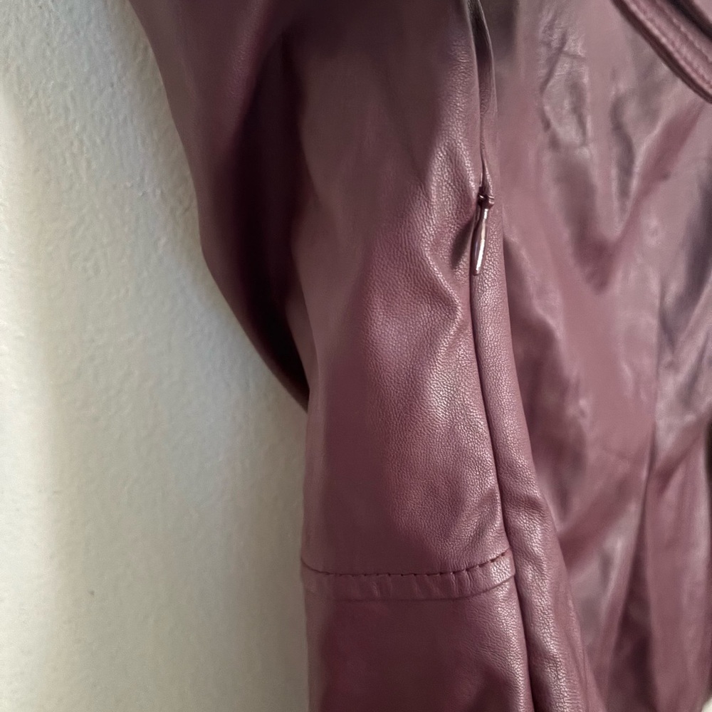 Jonathan Simkhai Louisa Deep Red Faux Leather Twist Chic Top Womens size 10 NWOT - Picture 6 of 8